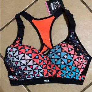 Victoria secret sports bra 32 D